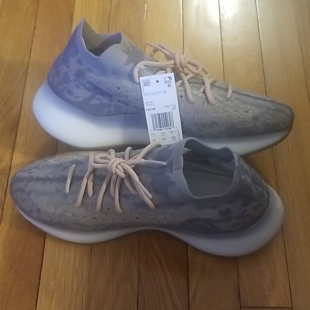 🆕️ Yeezy Boost 380 - Picture 2 of 8